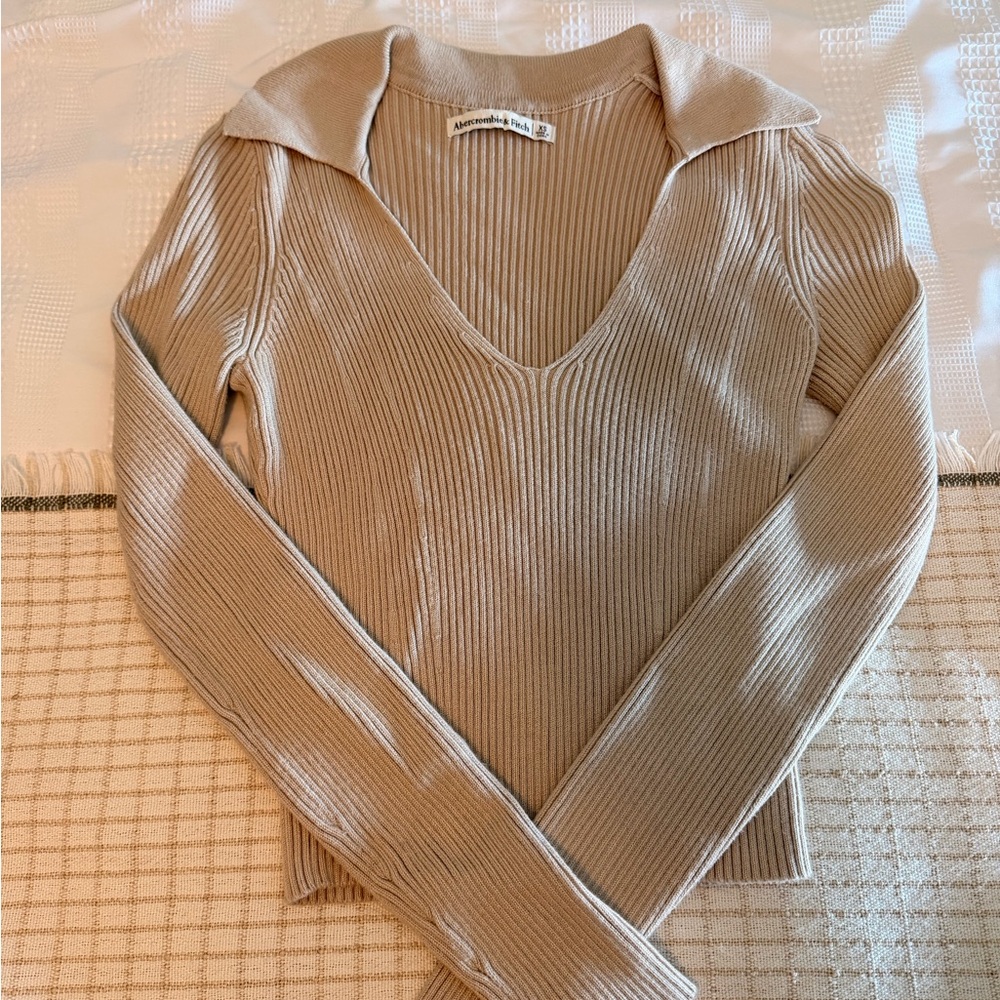 Abercrombie & Fitch Beige V-Neck Ribbed Top
